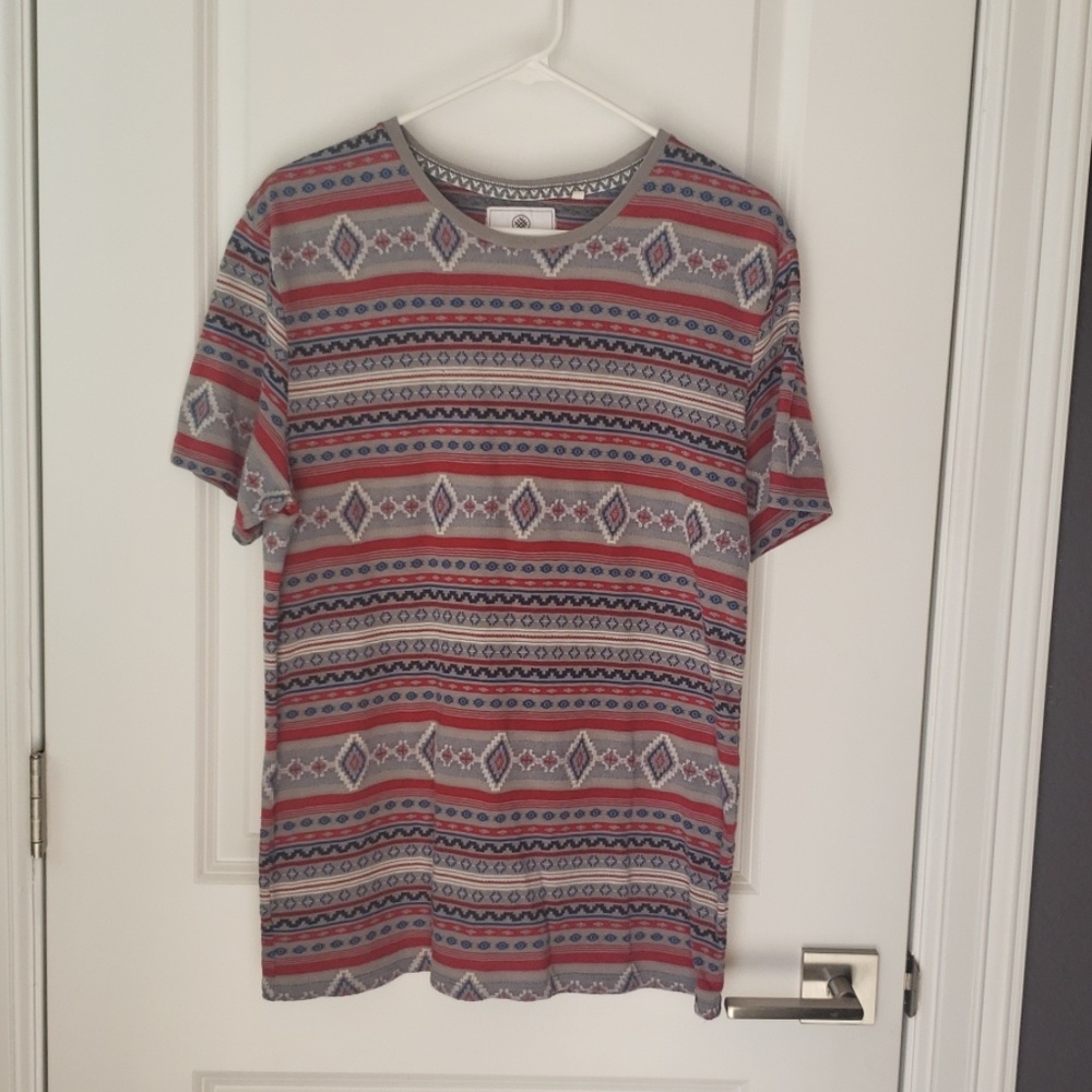 Unisex Tee (Aztec pattern)